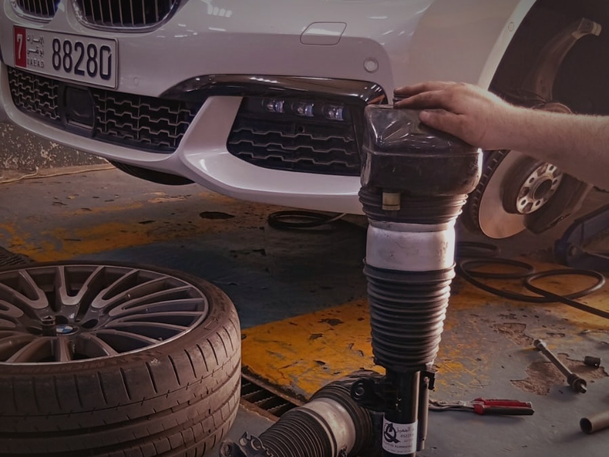 تبديل جانبينات (مساعدات هوائية) لسيارة BMW الفئة السابعة